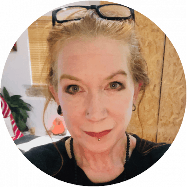 About Helen Helping Women In Their Midlife Menopause Transformation about-helen-helping-women-in-their-midlife-menopause-transformation